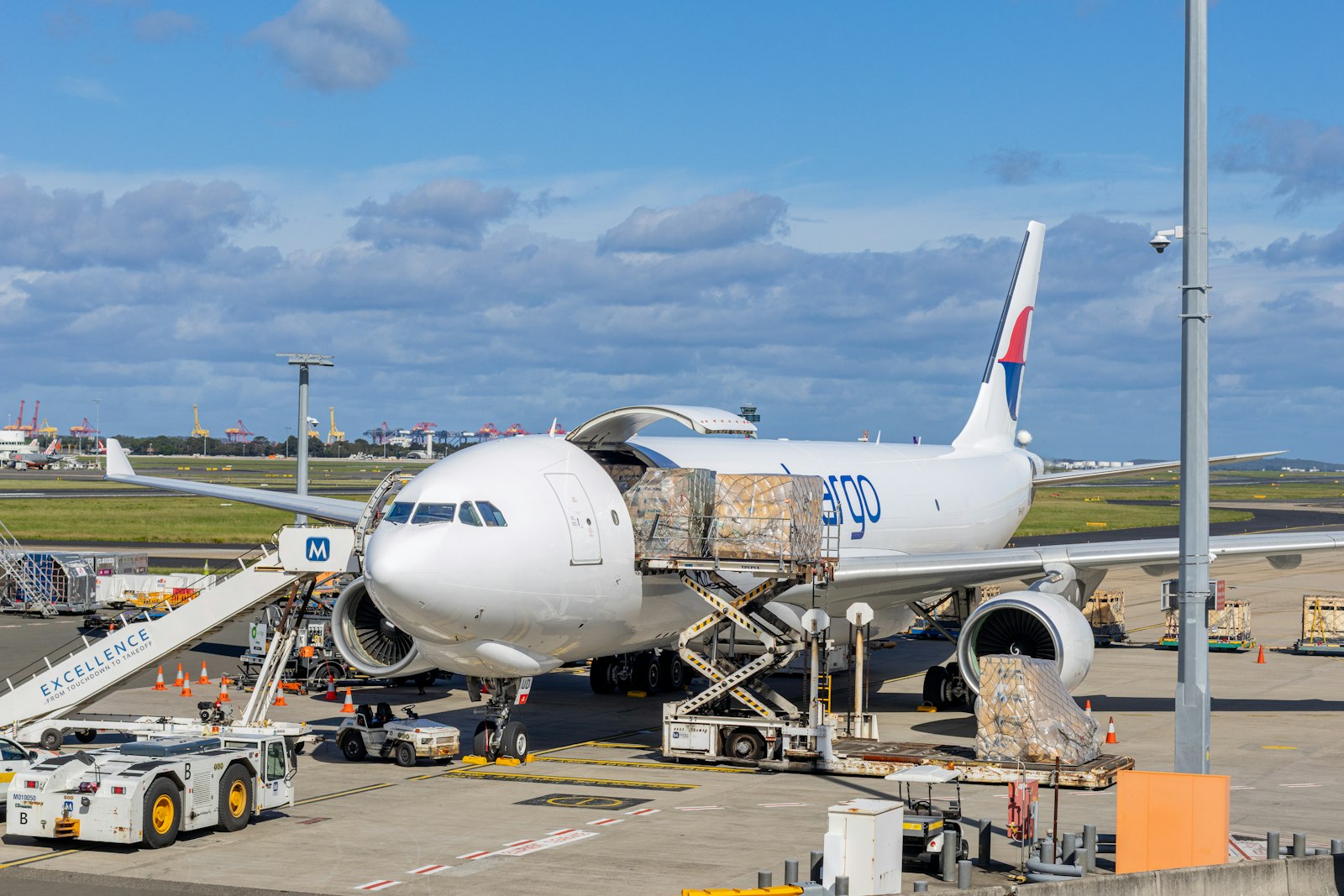 Carga aérea logistics operation